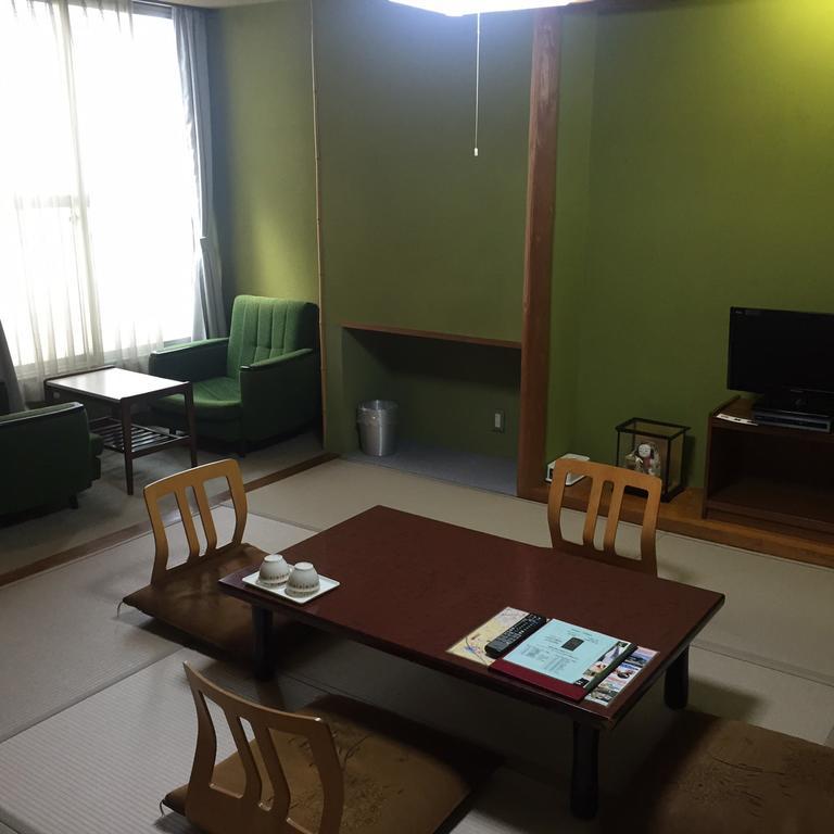 Oka Hotel Канандзава Экстерьер фото